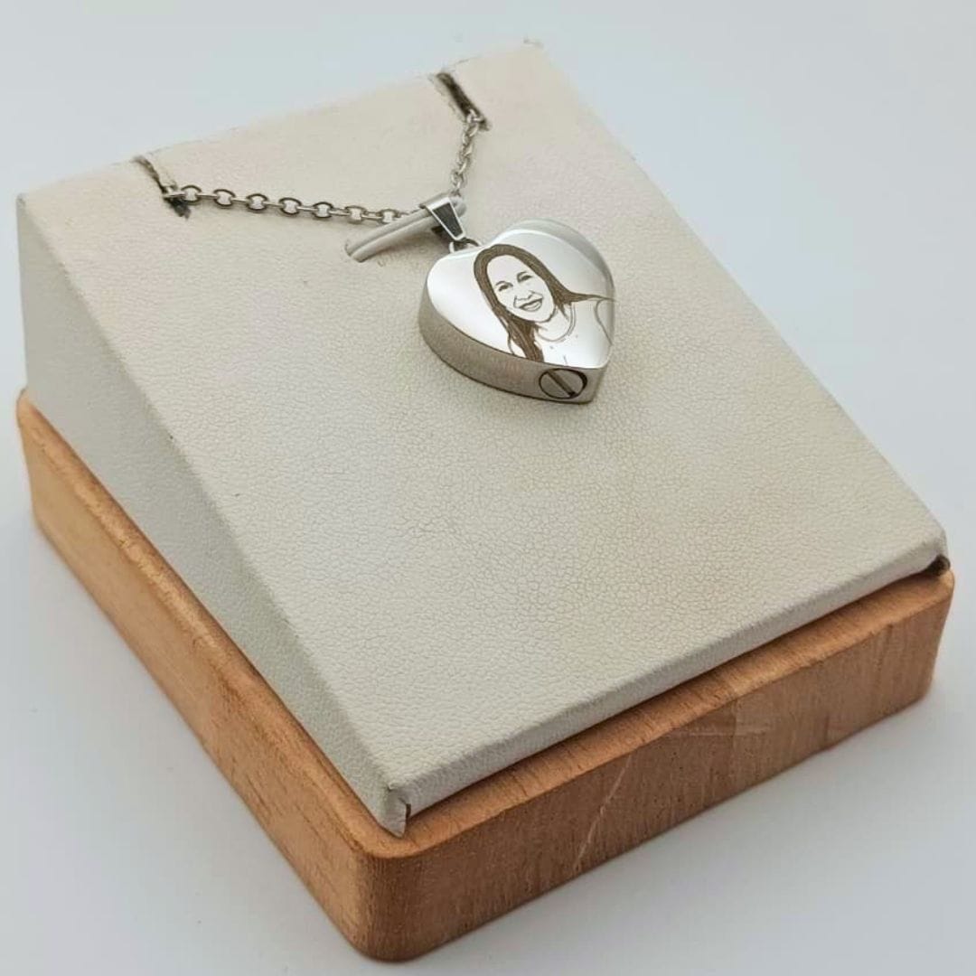 Collar Porta Cenizas con Grabado de Foto Collar Porta Cenizas con Grabado de Foto - Imagen 5